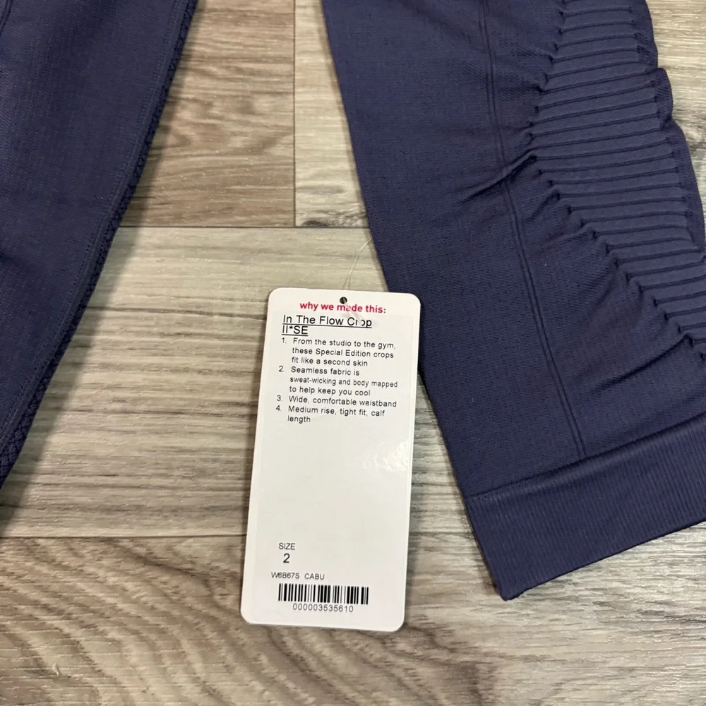 NWT Lululemon Women's In The Flow Crop II in Cabu Blue Size 2